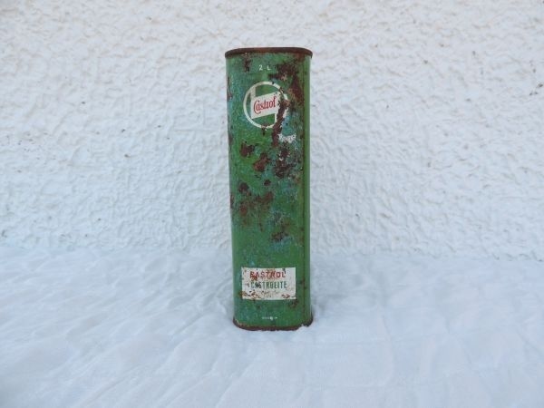 Bidon d'huile Castrol