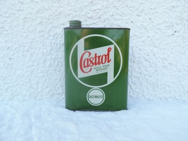 Bidon d'huile Castrol