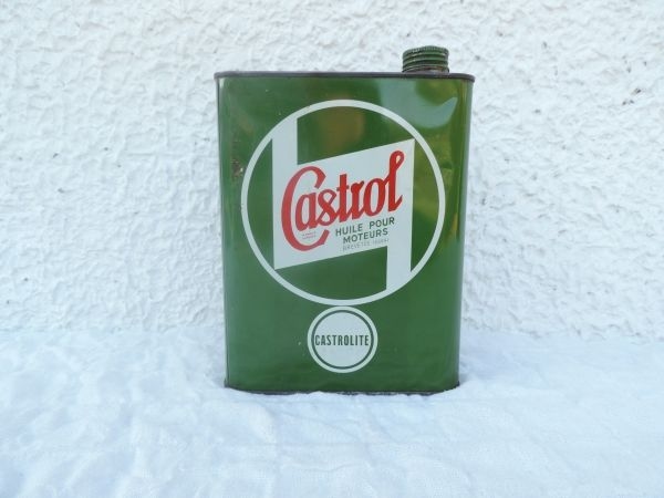 Bidon d'huile Castrol