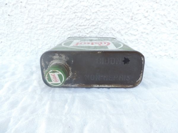 Bidon d'huile Castrol
