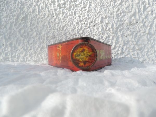 Bidon d’huile triangulaire Aeroshell