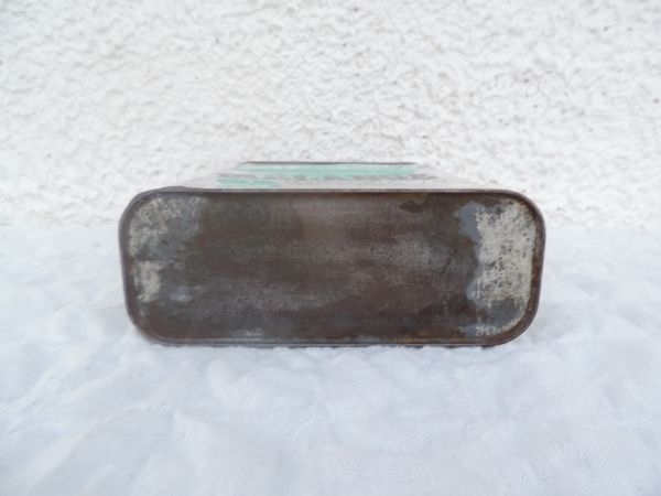 Bidon d'huile ELF 106