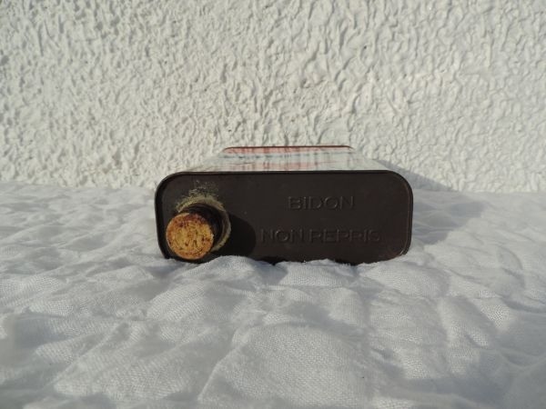 Bidon d'huile Mobilube