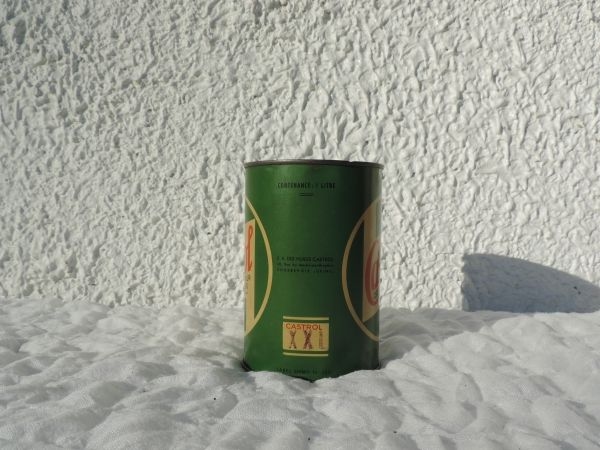 Bidon d'huile Castrol