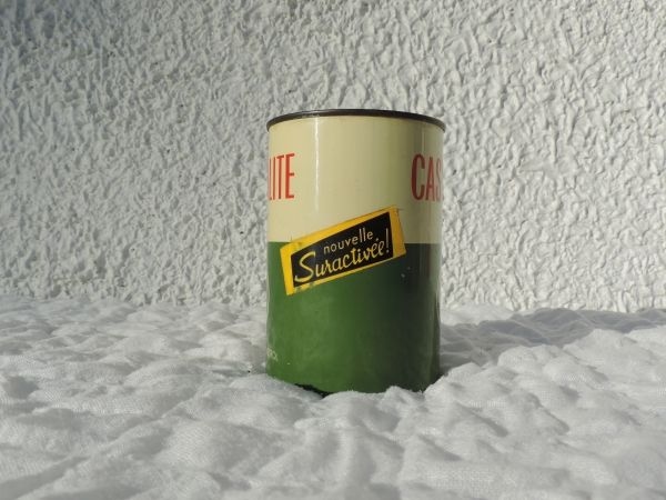 Bidon d'huile Castrol