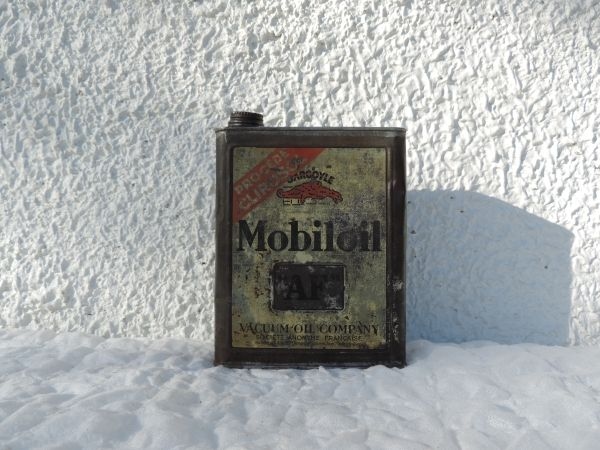 Bidon d'huile Mobiloil