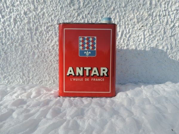 Bidon d'huile Antar