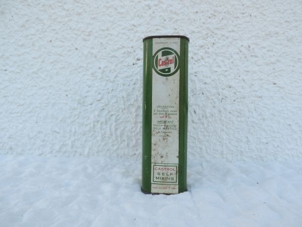 Bidon d'huile Castrol