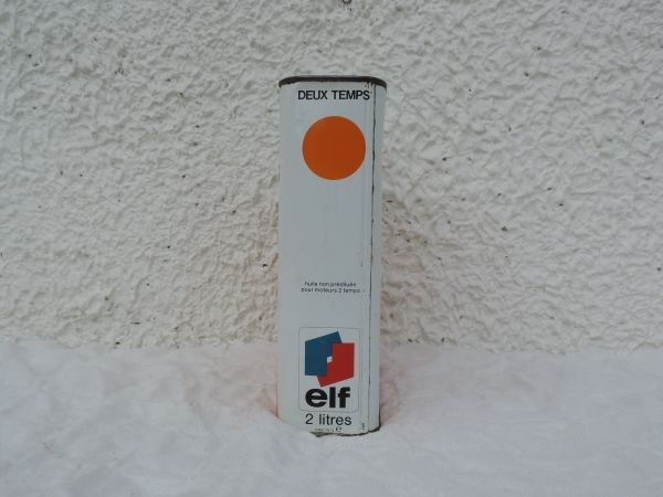 Bidon d'huile Elf