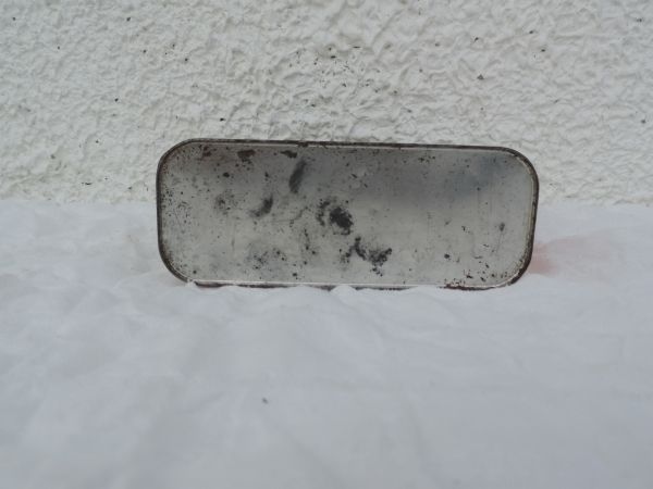 Bidon d'huile Elf