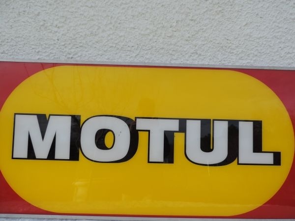 Enseigne lumineuse Motul