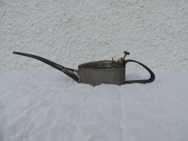 Burette ancienne
