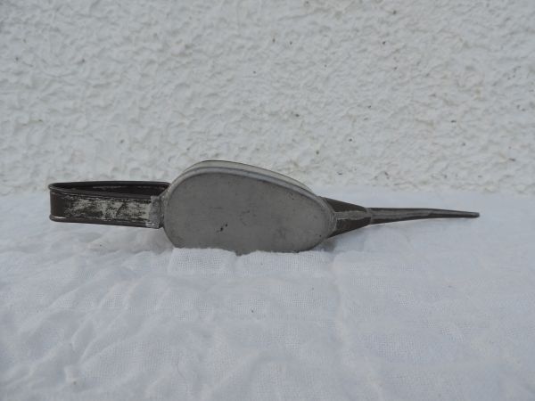 Burette ancienne