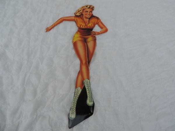 Pin-up VEEDOL