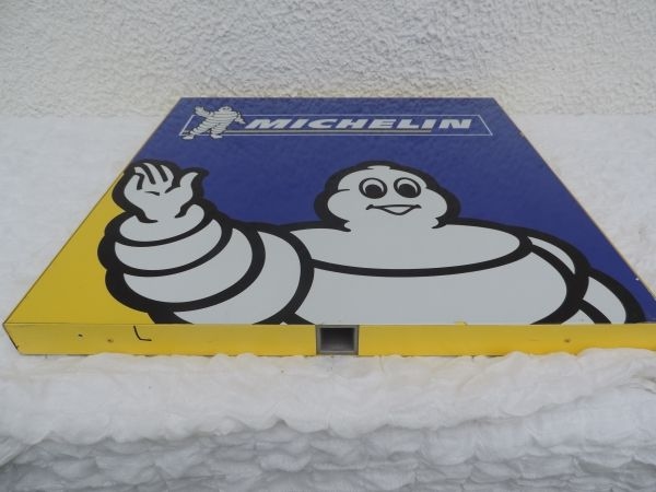 Panneau Publicitaire MICHELIN