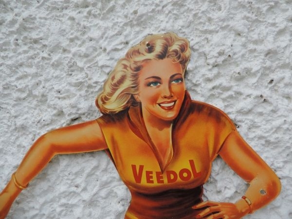 PIN UP VEEDOL