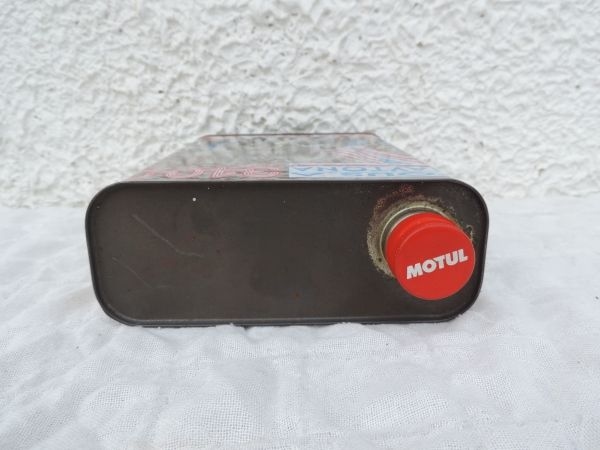 Bidon MOTUL