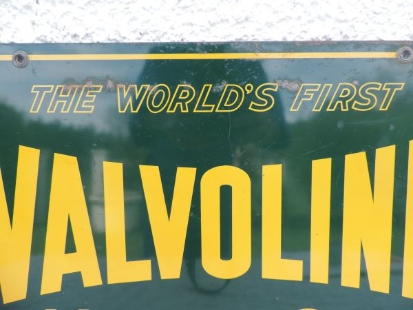 Tole publicitaire VALVOLINE