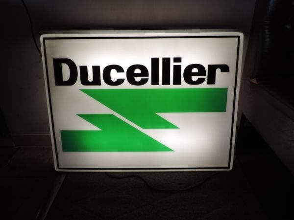 Enseigne lumineuse DUCELLIER