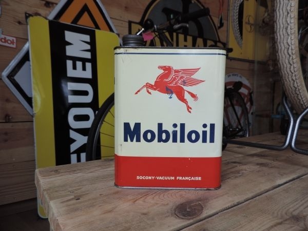 Bidon d'huile Mobiloil