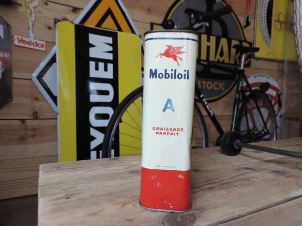 Bidon d'huile Mobiloil