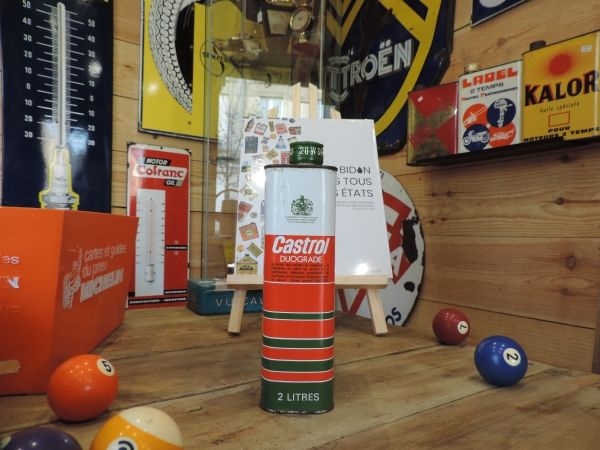 Bidon d'huile Castrol