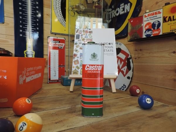 Bidon d'huile Castrol