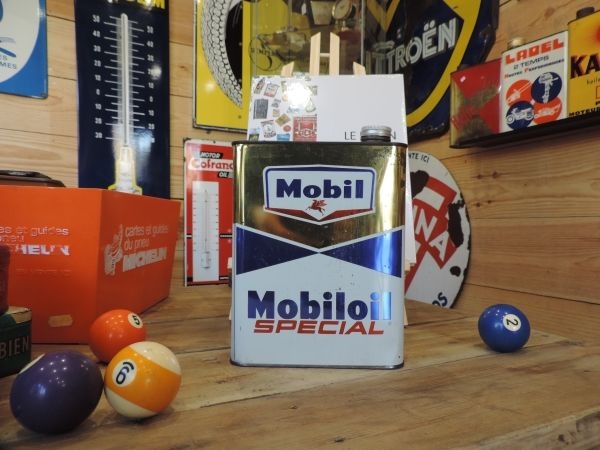 Bidon d'huile Mobiloil