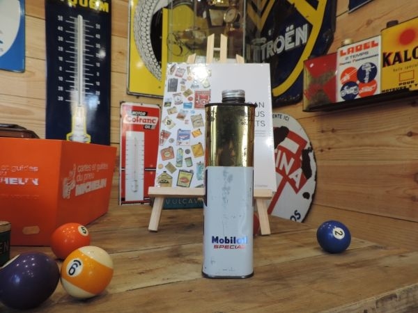 Bidon d'huile Mobiloil
