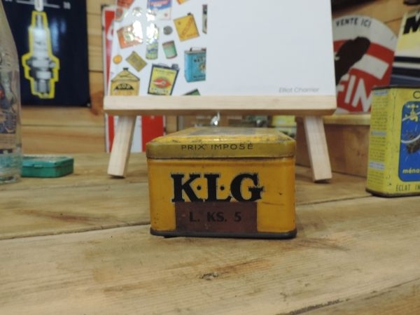 Boîte K.L.G