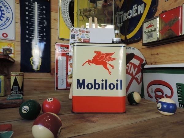 Bidon d'huile Mobiloil