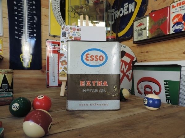 Bidon d'huile ESSO