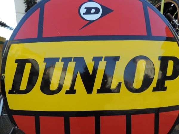 Plaque émaillée Dunlop