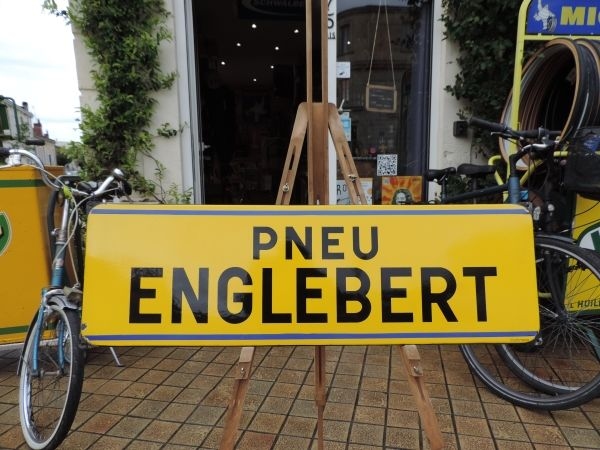 Plaque émaillée Englebert