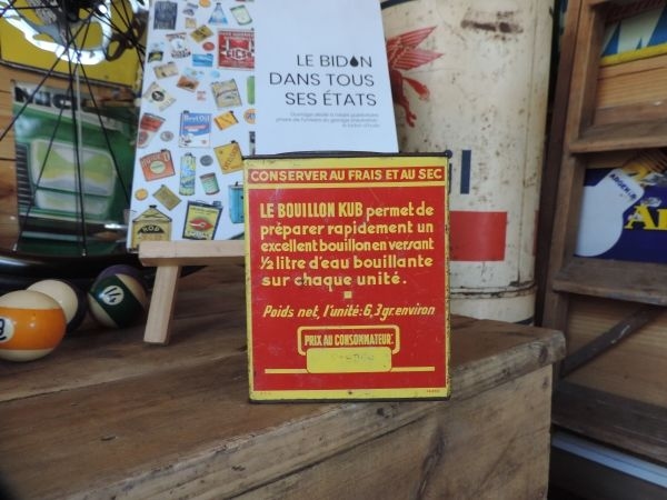 Boîte publicitaire KUB
