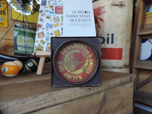 Boîte publicitaire KUB