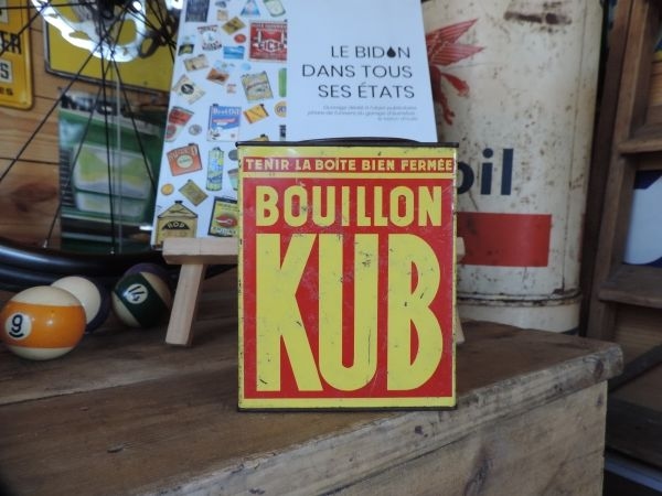 Boîte publicitaire KUB