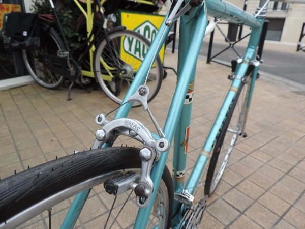 Vélo course Peugeot
