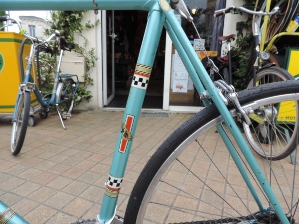 Vélo course Peugeot