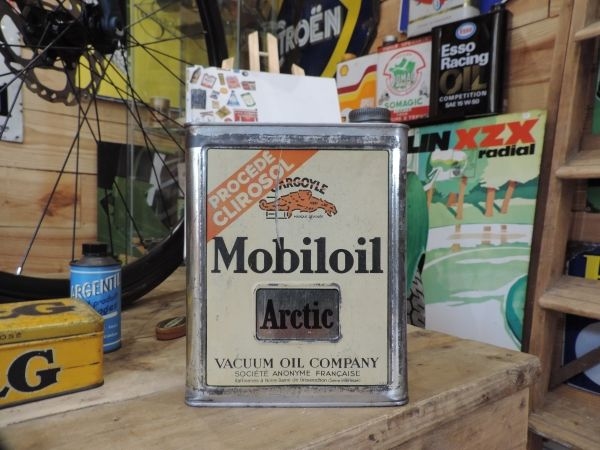 Bidon d'huile Mobiloil