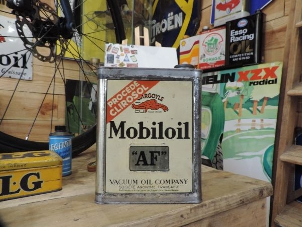 Bidon d'huile Mobiloil