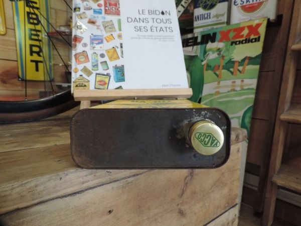 Bidon d'huile Yacco