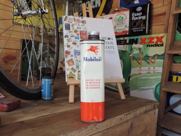 Bidon d'huile Mobiloil
