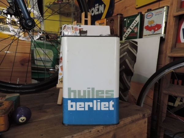 Bidon d'huile Berliet