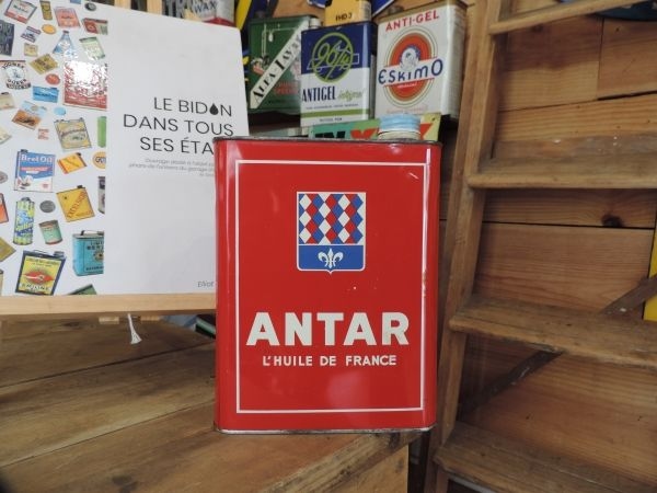 Bidon d'huile Antar
