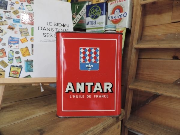Bidon d'huile Antar
