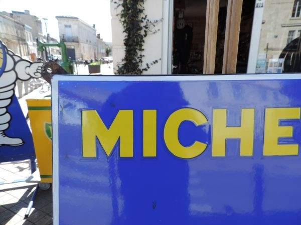 Plaque émaillée Michelin