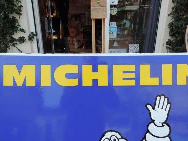 Plaque émaillée Michelin