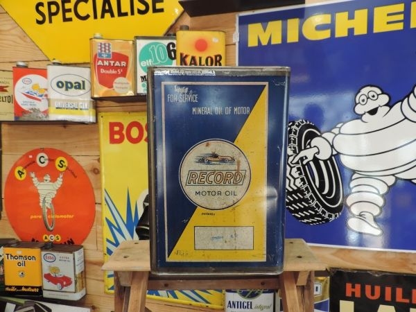 Bidon d'huile Record