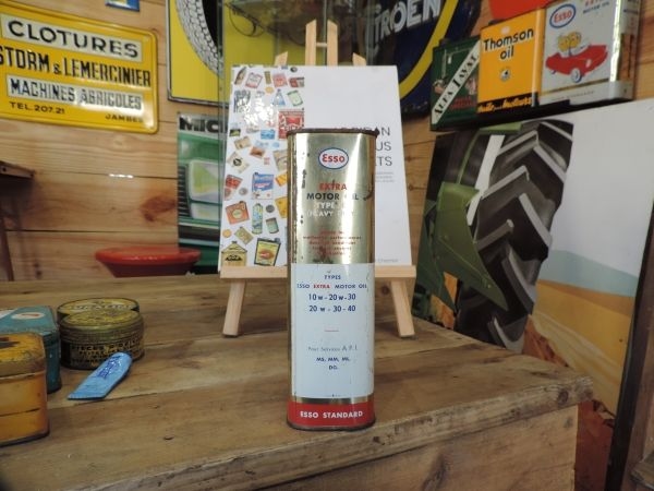 Bidon d'huile Esso